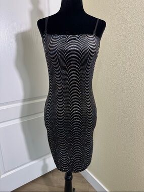 Mind Code | Dresses | Mind Code Black And Gold Mini Dress Size Large |  Poshmark